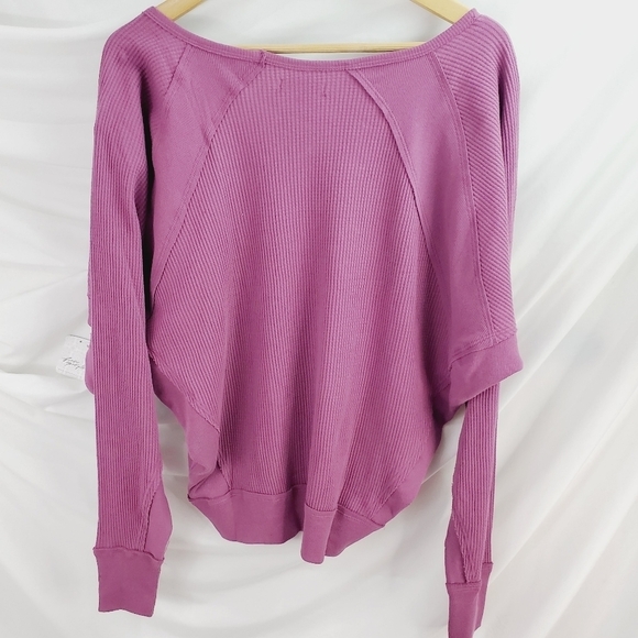 NEW Free People Santa Clara LS Thermal Oversized wide neck top Mulberry NWOT. - Picture 4 of 9